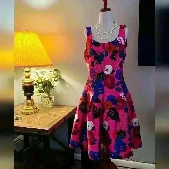 Oscar de la renta hot pink flowers dress size 10 with side pockets NWT - Picture 2 of 16